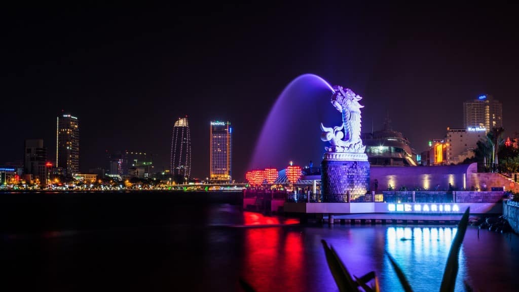 Danang at night