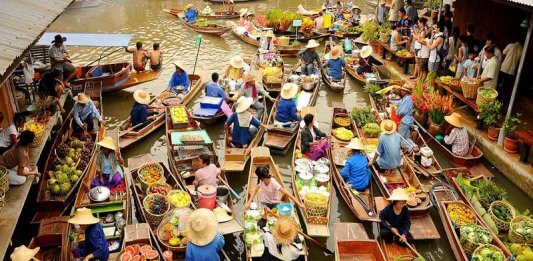 Cai Rang Floating Market Must See Places in Vietnam